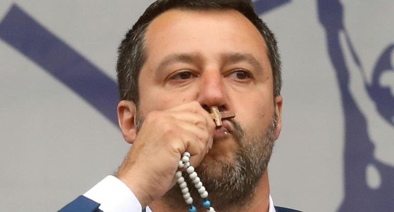 Salvini ‘si confessa’: «Sono un credente, ma non pratico molto»