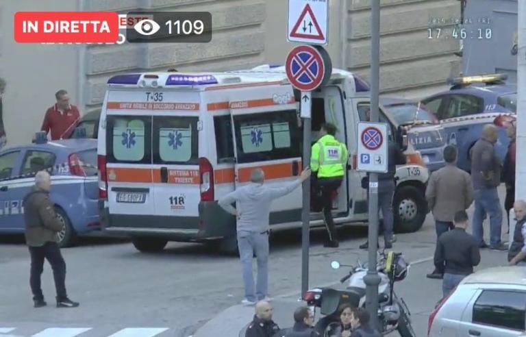 Trieste, sparatoria davanti alla Questura: un uomo colpisce due agenti