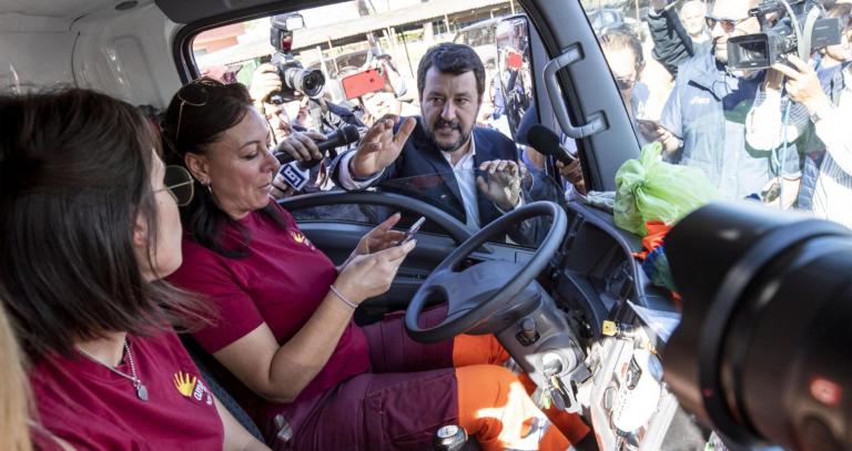 Salvini ‘rifiutato’ dal Tmb romano di Rocca Cencia. E lui protesta con il prefetto