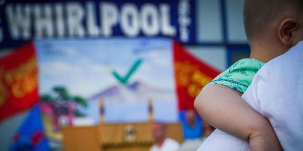 La Whirlpool non abbandonerà Napoli (per il momento)