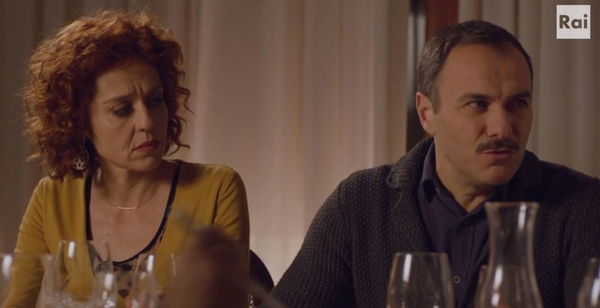 Ascolti tv 6 ottobre: nonostante il bacio Mussolini-Sgarbi dalla D’Urso, la spunta Imma Tataranni