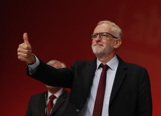 Brexit, si andrà a votare per le elezioni generali il 12 dicembre