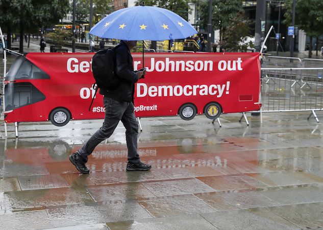 Brexit, il pessimismo dilaga: «I negoziati rischiano di morire in una settimana»