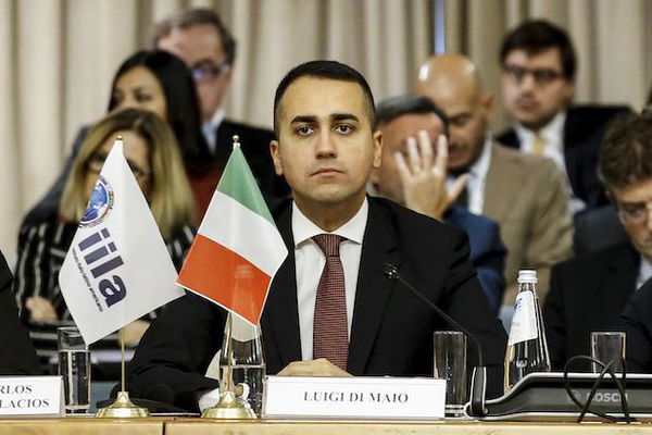 Luigi Di Maio con un decreto ministeriale bloccherà l’export di armi alla Turchia