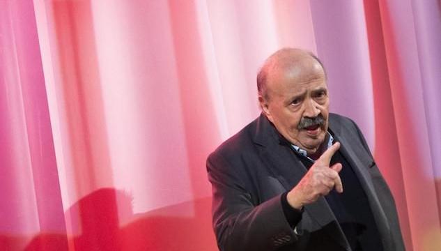 Maurizio Costanzo risponde in malo modo ad un ascoltatore, è polemica