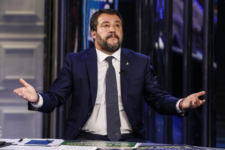 Salvini smentito anche dalla prof di Filosofia: «Non è vero che lo maltrattavo»