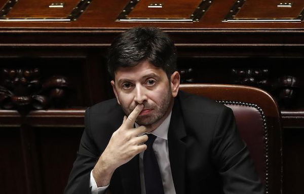 Roberto Speranza dice che entro il 16 dicembre ci sarà il decreto per il biotestamento