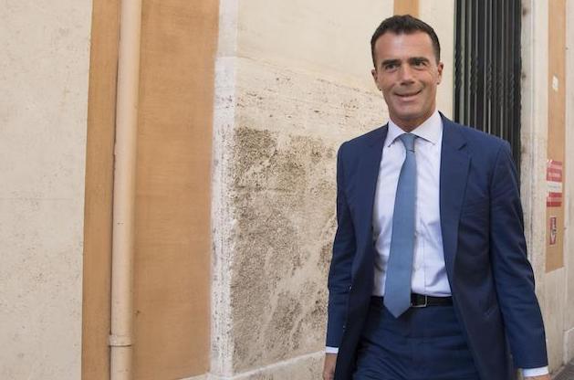 Sandro Gozi non è più consigliere del primo ministro francese: «Vili attacchi per minare il mio impegno»