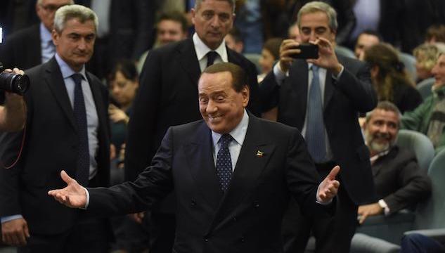Berlusconi sarà in piazza S.Giovanni con Salvini e Meloni, nonostante Casapound