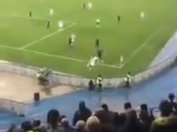 Provate a dire che non avete sentito i cori razzisti contro Balotelli dopo aver visto questo video