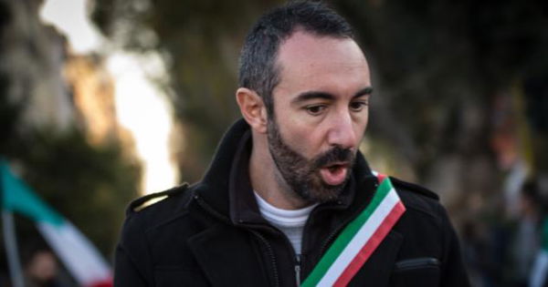 Davide Barillari dice di non essere indagato e che «in ogni caso è una violazione del segreto istruttorio»