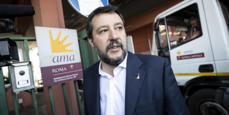 Salvini è pronto a sedersi in strada a Civitavecchia contro i rifiuti provenienti da Roma