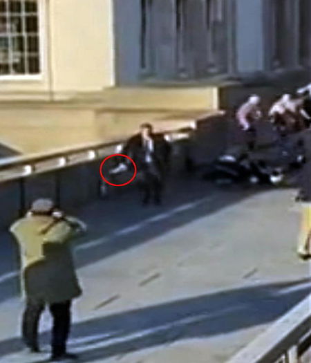 Uno degli eroi che ha fermato l’assalitore di Londra è un omicida in libertà vigilata article-post