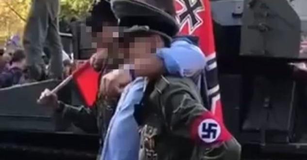 Al Lucca Comics ci si ‘diverte’ vestendosi da nazisti