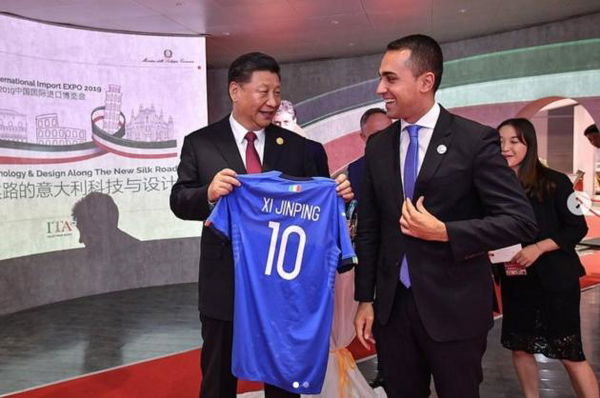 Luigi Di Maio ha parlato a Xi Jinping «del nostro ingegno»