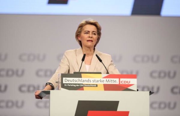 Prime prove di spaccatura nel M5S, non vota compatto sulla von der Leyen