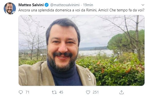 L’inopportuno post di Salvini che chiede «che tempo fa da voi?», mentre l’Italia è flagellata dal maltempo