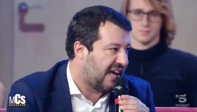 Salvini canta De Andrè