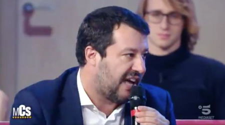 Salvini banalizza De Andrè: «Canto questa strofa di Via del Campo perché c’è la parolaccia» | VIDEO article-post