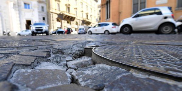 Roma toglierà i sampietrini e li sposterà… a Roma