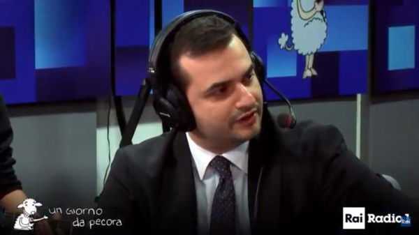 Sibilia paragona il M5S al seitan: «Ha sostanza, ma serve condimento»