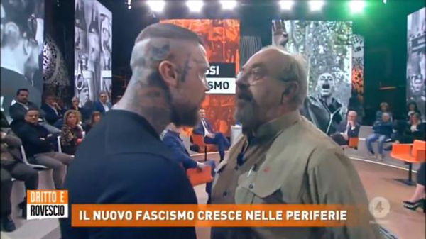 Lite in diretta tra Vauro e un neofascista: arrivano quasi alle mani | VIDEO