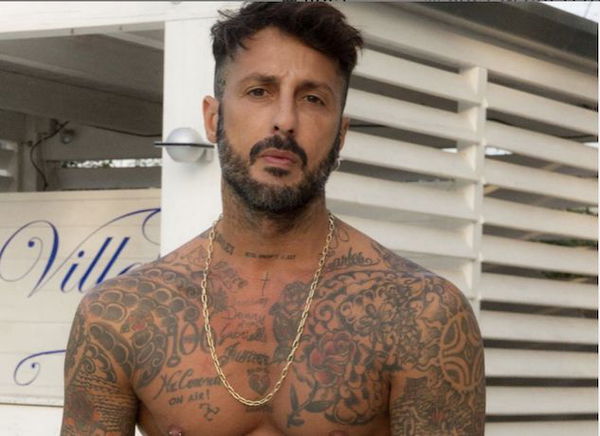 Fabrizio Corona deve scontare la pena per intero in carcere