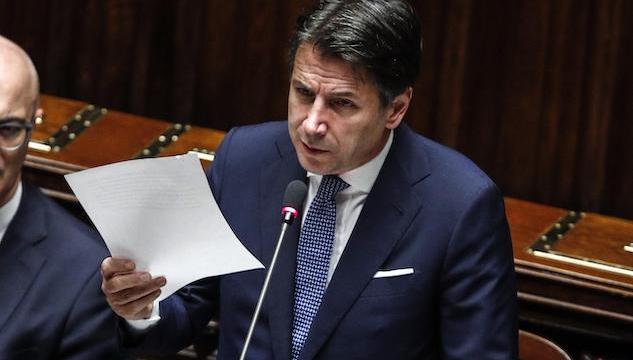 Caso Fiber, Conte si difende: «Nessun conflitto di interessi»