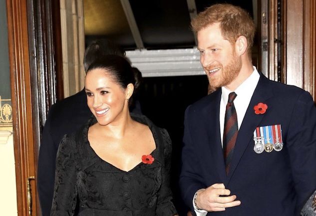 Harry e Meghan passeranno il natale negli Usa, ma con il benestare della Regina