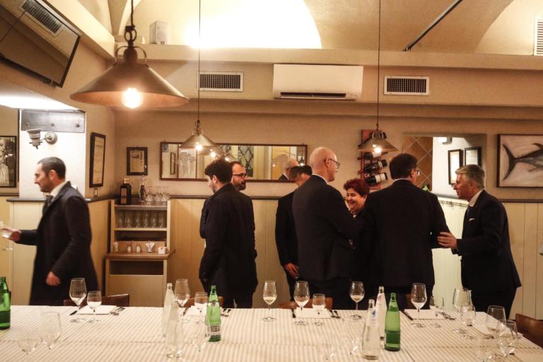 Travaglio sulla cena di Conte con i ministri: “Ma cosa avranno mai da ridere?”