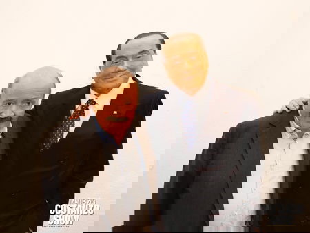 Silvio Berlusconi al Maurizio Costanzo Show ironizza: «Non sono riuscito a fermarlo» article-post