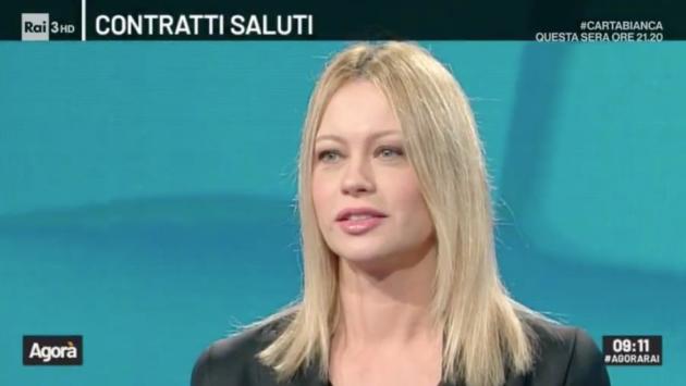 Anna Falchi dice che Giorgia Meloni sarebbe un’ottima premier donna se fosse un po’ più moderata article-post