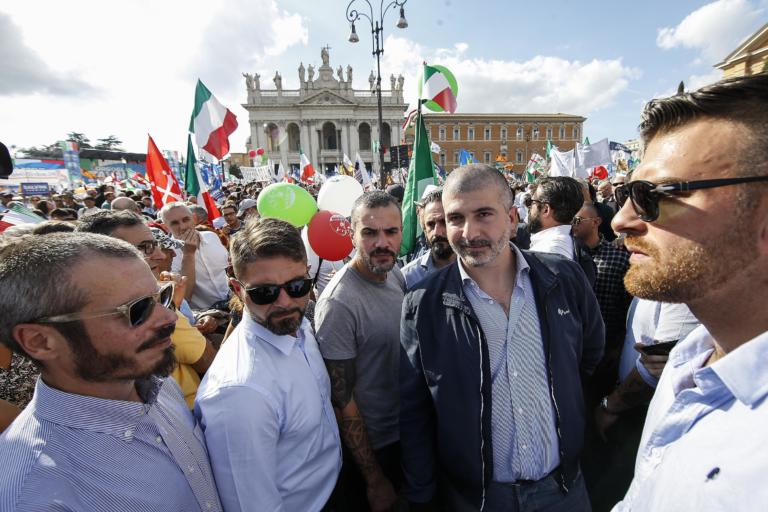Il corto circuito ormai si è innescato, Casapound: «In piazza con le sardine per portare le nostre idee»
