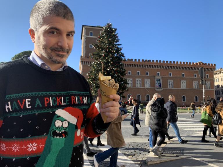 Casapound trolla le Sardine: «Anche io oggi a piazza (Venezia) con le Sardine (fritte)»