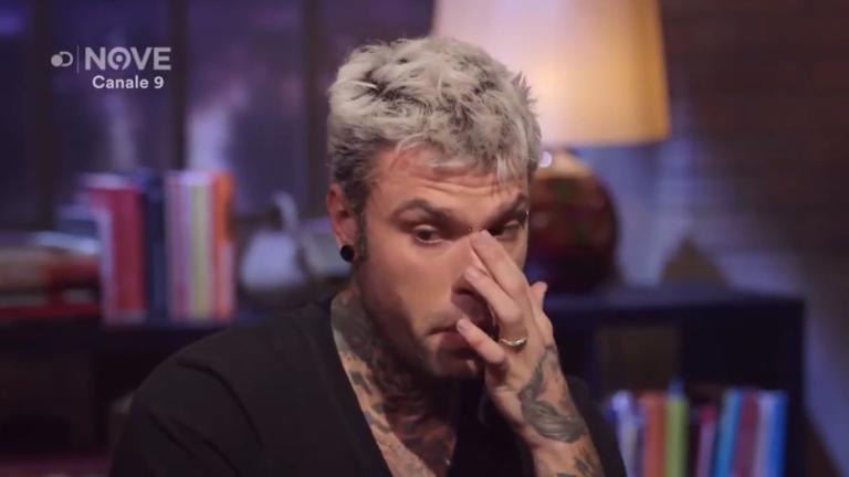 Fedez rivela: «Sono a rischio di sclerosi multipla» | VIDEO