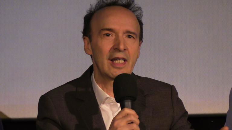Perché sul compenso da 300mila euro per Benigni a Sanremo non c’è da scandalizzarsi