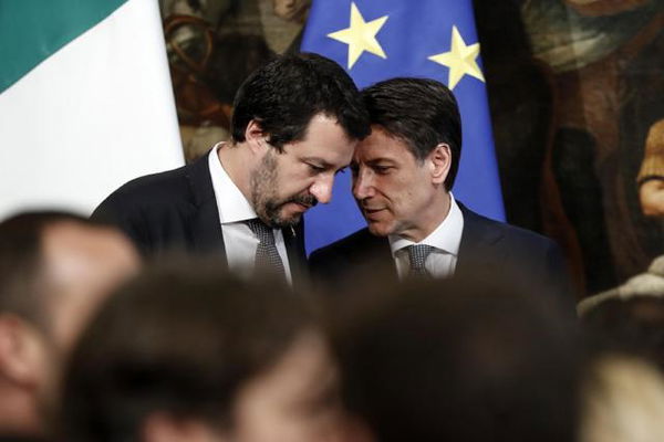Conte attacca Salvini: «Insidioso il suo modo di interpretare la leadership»