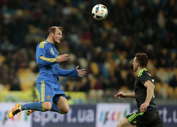 Perché hanno dato del nazista al calciatore Zozulya e hanno sospeso la partita