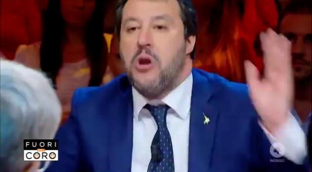 Salvini diffida dei politici che non twittano e che «non vanno da Mario Giordano» | VIDEO