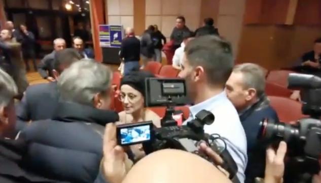 contestatrice Salvini