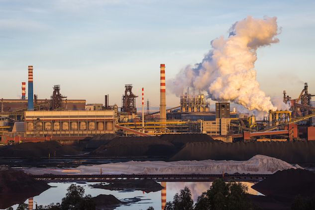 Ex-Ilva, per restare a Taranto ArcelorMittal chiede 4700 esuberi