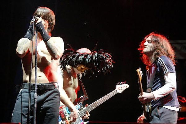 John Frusciante è (ri)tornato nel gruppo