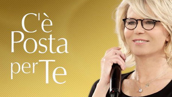 Maria De Filippi racconta C’è posta per te: “Nessuno come noi perché nazional popolari, ma stimo Angela”