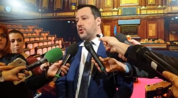 Coronavirus, Salvini vorrebbe che il governo controllasse «gente che atterra e gente che decolla» | VIDEO