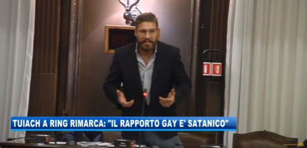 Fabio Tuiach chiede scusa per il suo linguaggio da «scaricatore di porto», facendo imbestialire i portuali