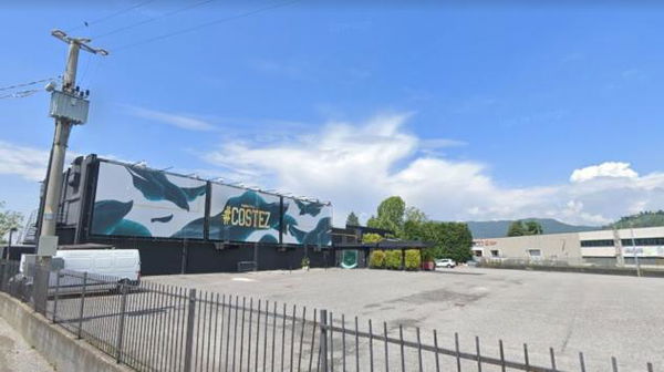 «Qui i neg*i non li facciamo entrare»: licenziato buttafuori di una discoteca del Bergamasco