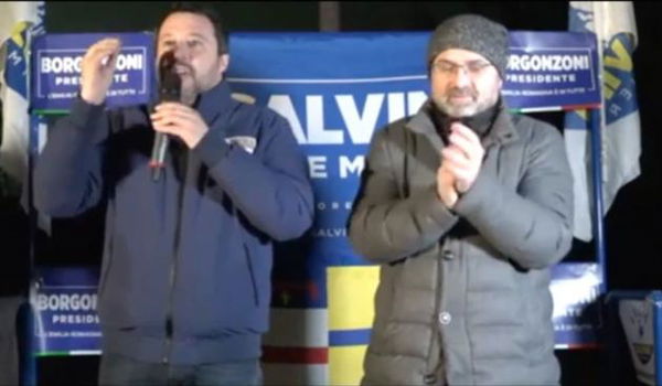Salvini promette di mandare a casa Pizzarotti, il sindaco di Parma: «Sono stato eletto democraticamente»