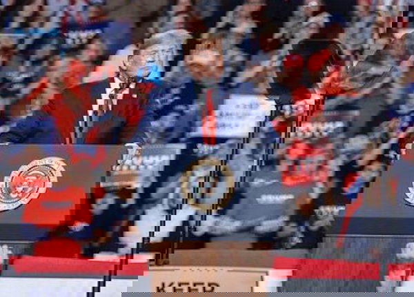 I poteri di Trump limitati dalla Camera, Nancy Pelosi: «Ha messo a rischio l’America»