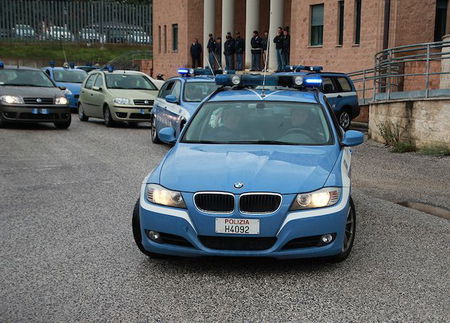 Foggia, ordigno esplode fuori dal centro anziani: la ritorsione del clan contro il manager article-post