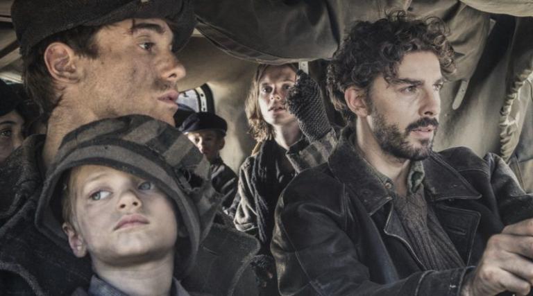 La Guerra è finita, tra le polemiche “Con Prima gli Italiani si dimenticano gli errori passati” | Video